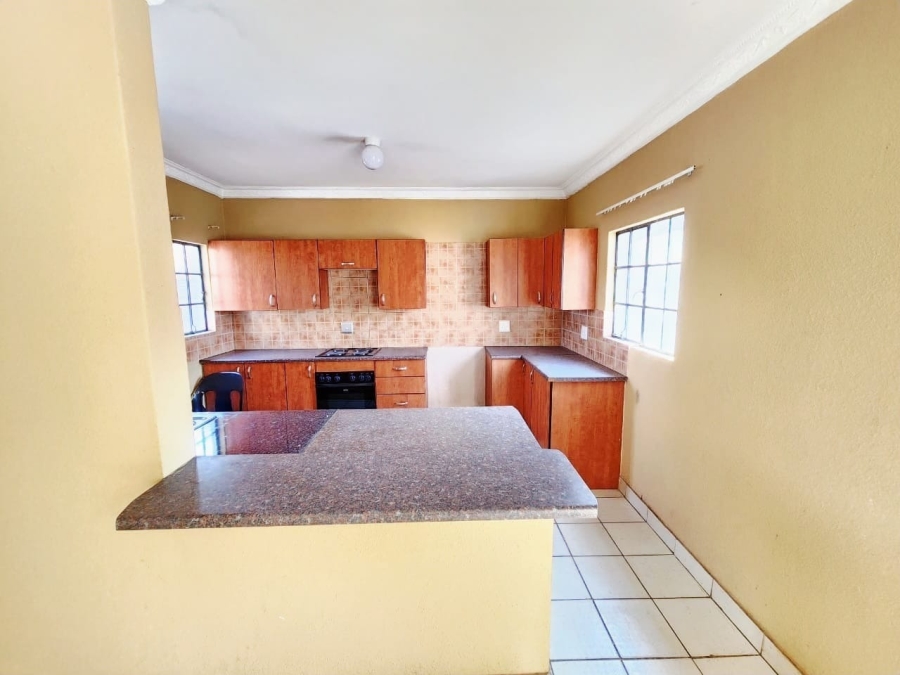 3 Bedroom Property for Sale in Geelhoutpark North West